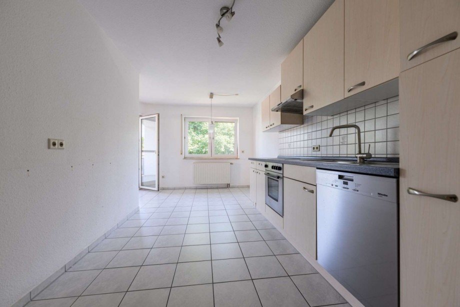Wohnk�che Richtung Balkon Etagenwohnung Neu-Ulm