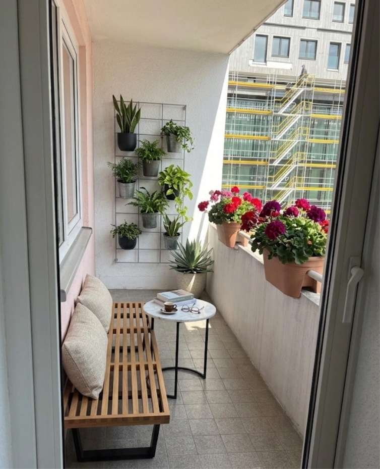 Balkon (KI) Etagenwohnung Neu-Ulm