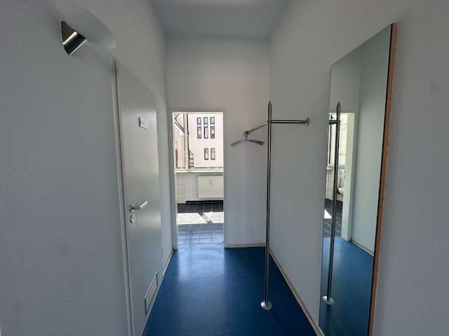 Flur zum Personalbereich Praxis Ulm