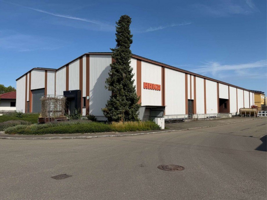 Au�enansicht Halle / Lager / Produktion Erbach-Dellmensingen