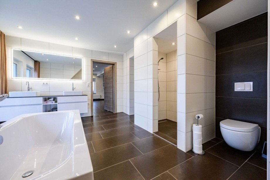 Badezimmer - Bild 3 Maisonettewohnung V�hringen