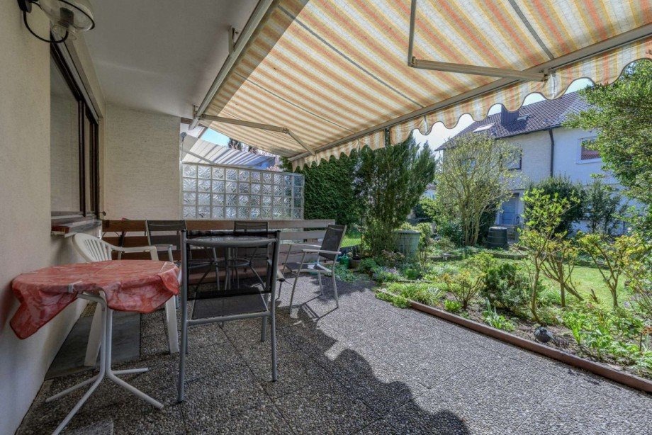 Terrasse EG - Perspektive 1 Reihenmittelhaus Neu-Ulm