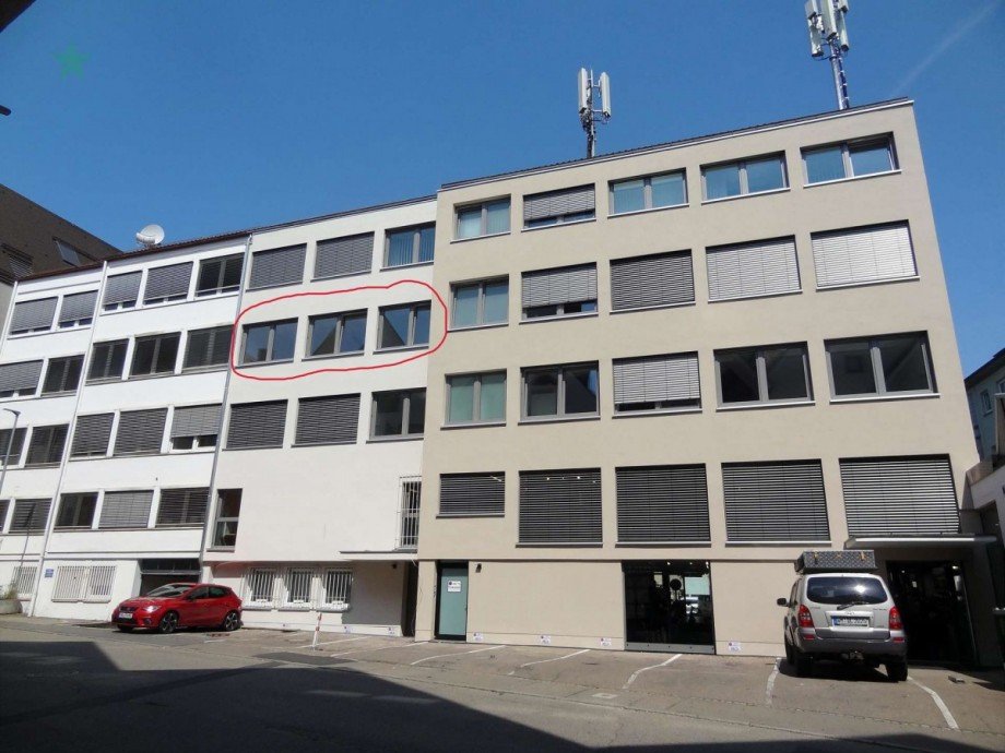 Neue ged�mmte Hausr�ckseite Praxis Ulm