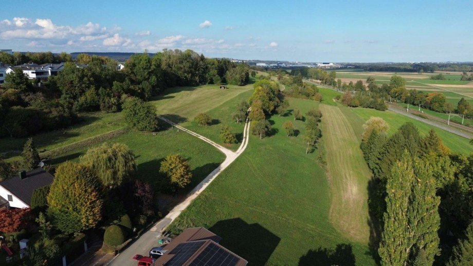 Blick �ber die Felder nahe dem Grundst�ck Wohngrundst�ck Erbach