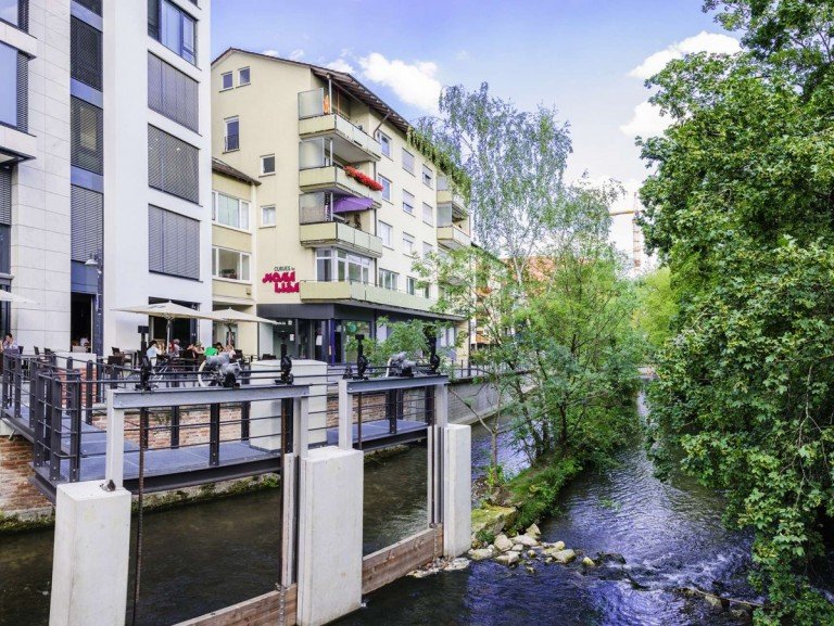 Ansicht S�d-West Ulm Etagenwohnung *ARCHIV* 2 Minuten zur Hirschstra�e: Schicke 3-Zi. City-Wohnung in der Ulmer Stadtmitte