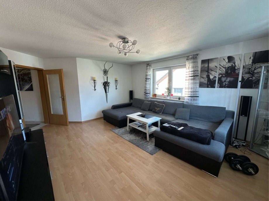 Wohnzimmer 1 Etagenwohnung Neu-Ulm