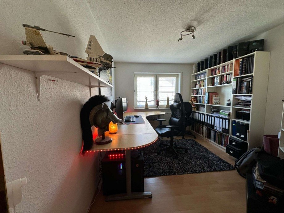 B�ro oder Kind Etagenwohnung Neu-Ulm