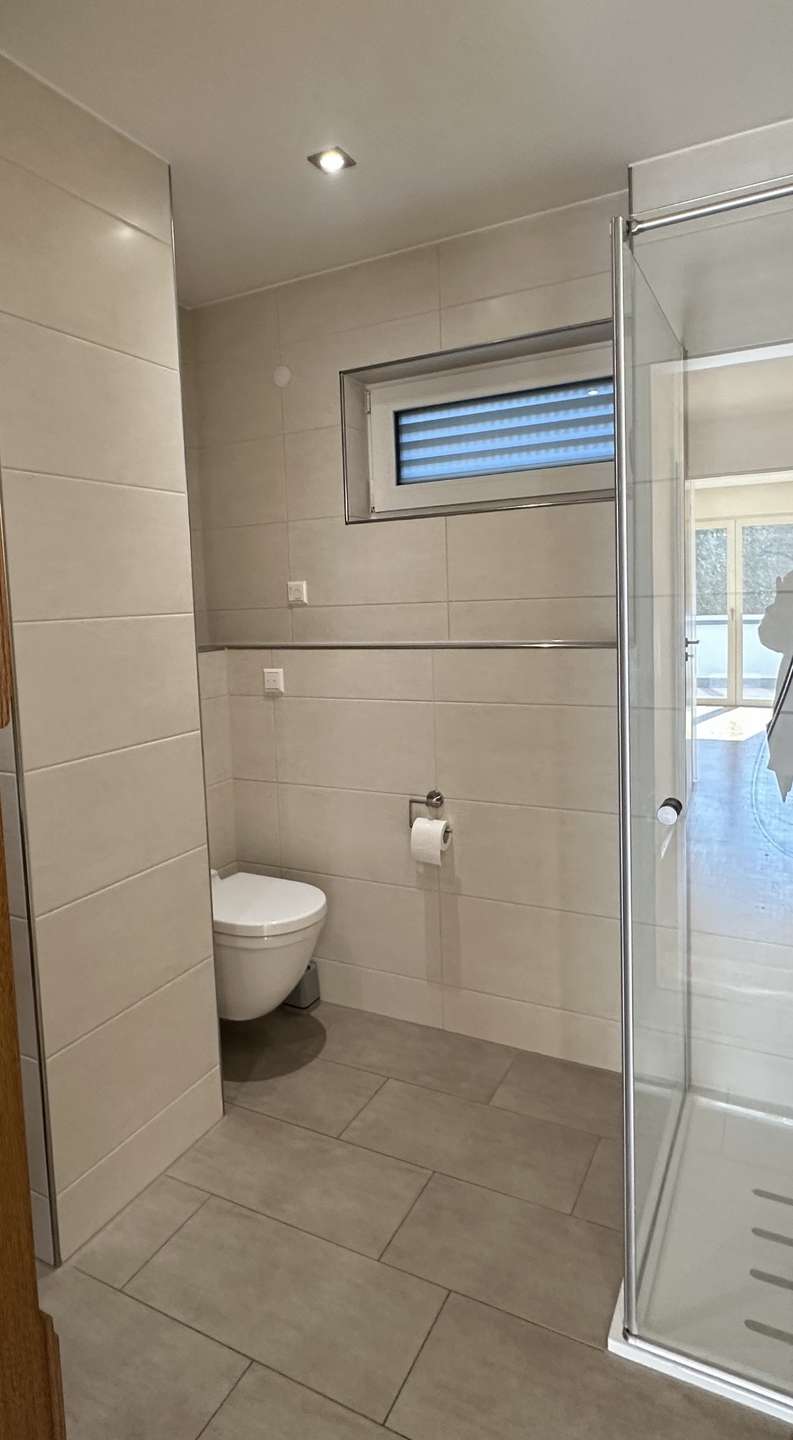 Bad mit Dusche Etagenwohnung Neu-Ulm