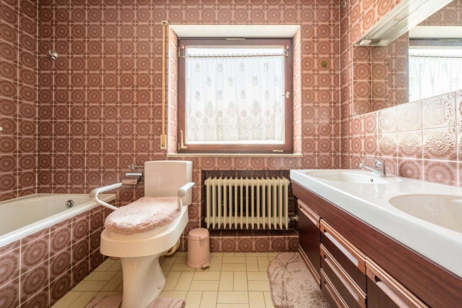 Badezimmer OG - Perspektive 2 Reihenmittelhaus Neu-Ulm